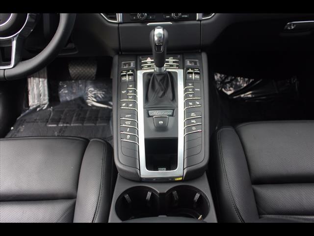 2015 Porsche Macan Turbo