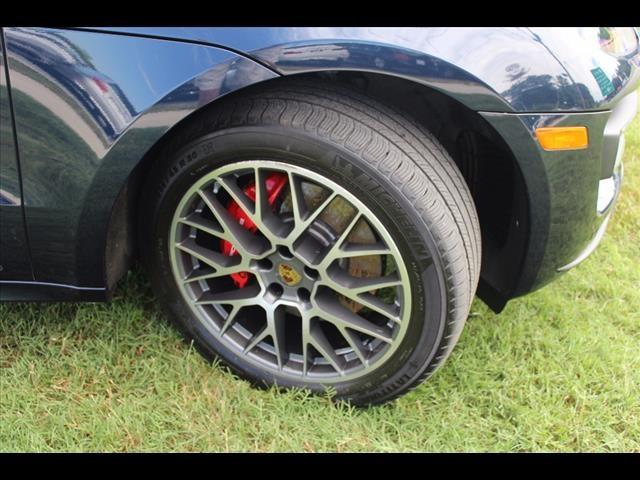 2015 Porsche Macan Turbo