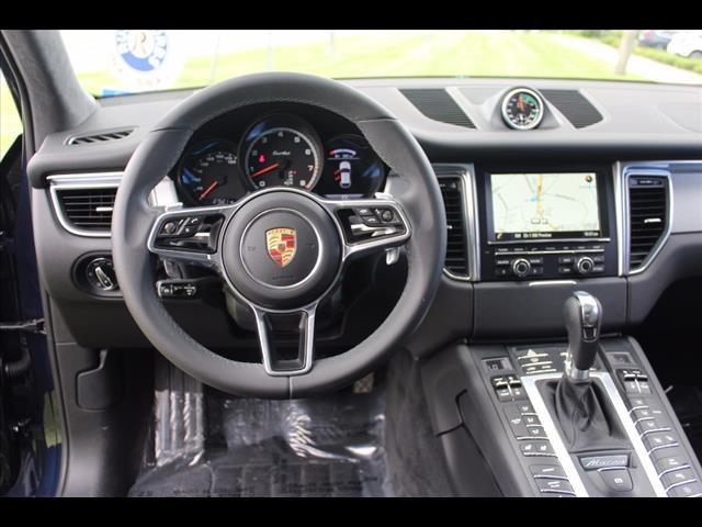 2015 Porsche Macan Turbo