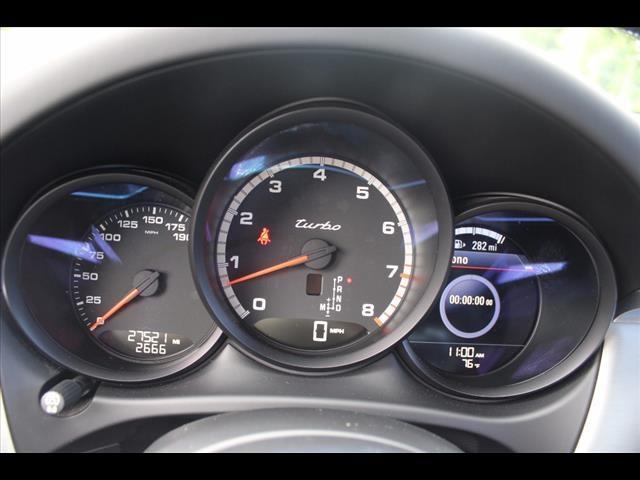 2015 Porsche Macan Turbo