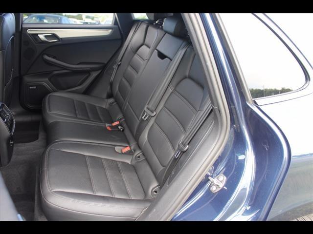 2015 Porsche Macan Turbo