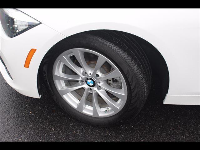 2017 BMW 3 Series 320i xDrive