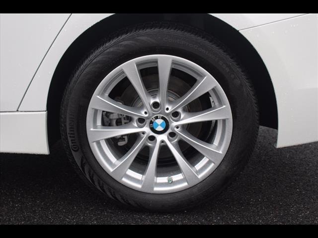 2017 BMW 3 Series 320i xDrive