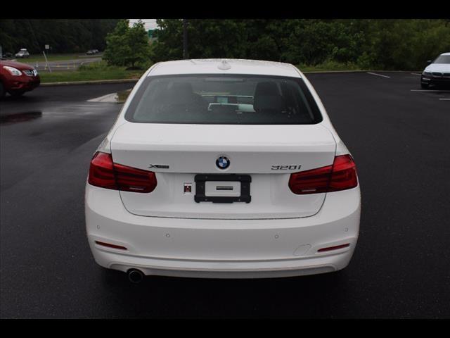2017 BMW 3 Series 320i xDrive