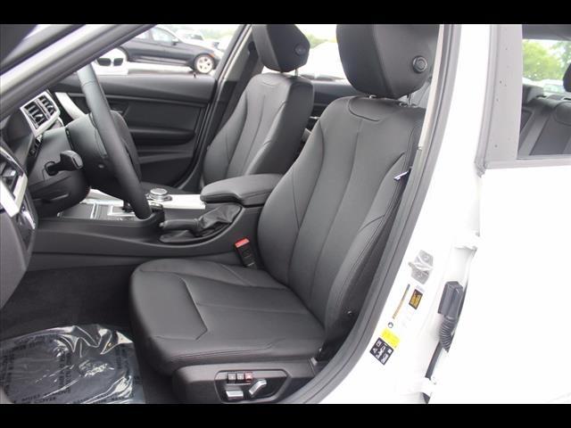 2017 BMW 3 Series 320i xDrive