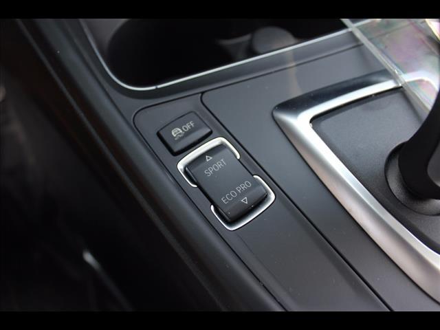2016 BMW 3 Series 320i xDrive