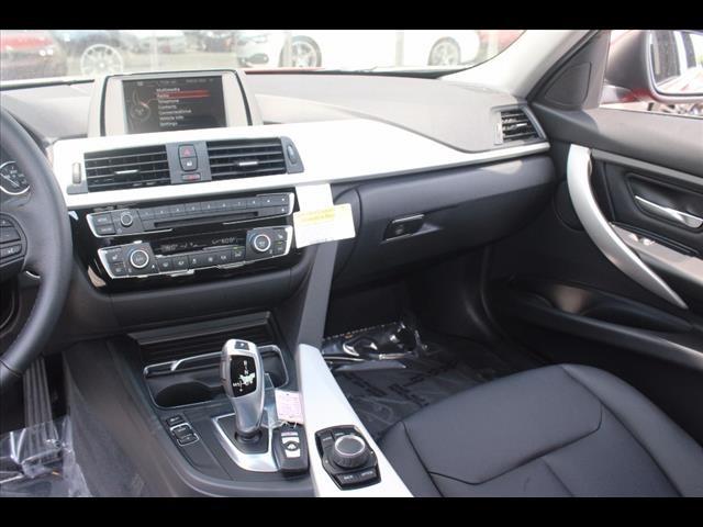 2016 BMW 3 Series 320i xDrive