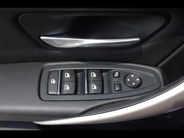 2016 BMW 3 Series 320i xDrive