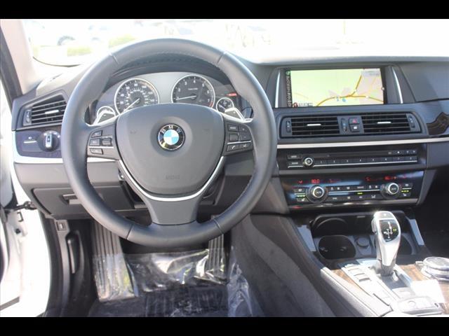 2016 BMW 5 Series 528i xDrive