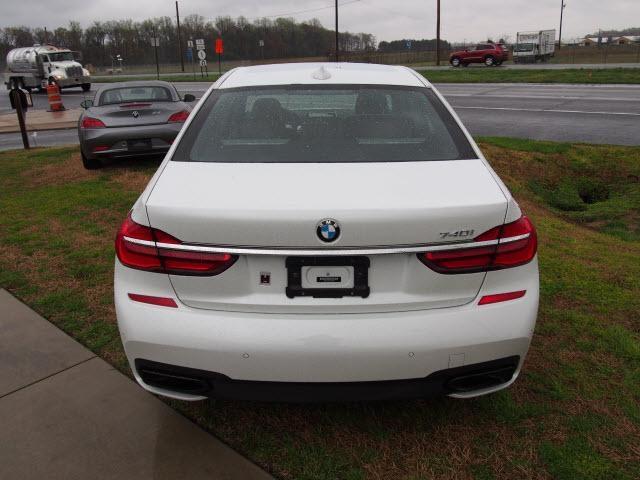 2016 BMW 7 Series 740i