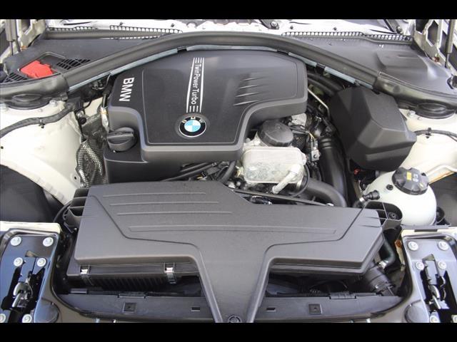 2015 BMW 3 Series 320i