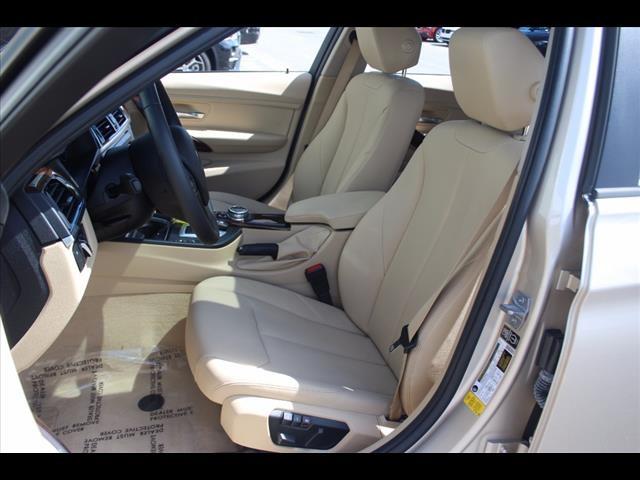 2015 BMW 3 Series 320i