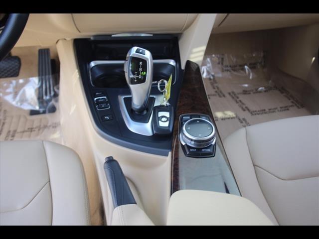 2015 BMW 3 Series 320i