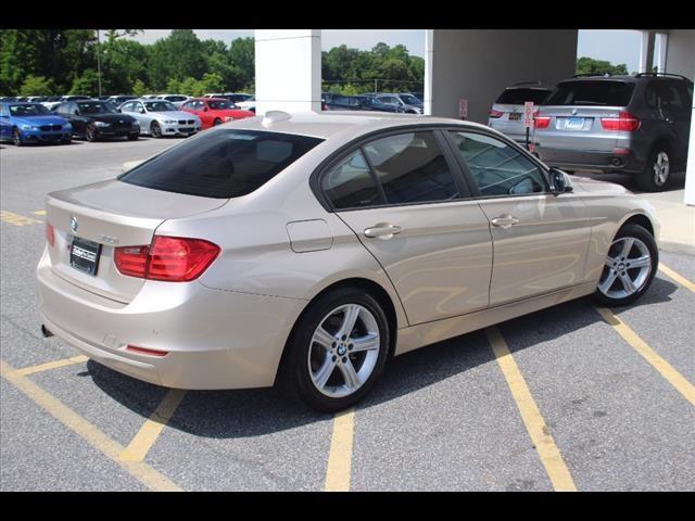 2015 BMW 3 Series 320i