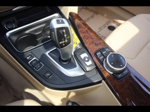 2015 BMW 3 Series 320i