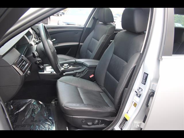 2008 BMW 5 Series 528xi