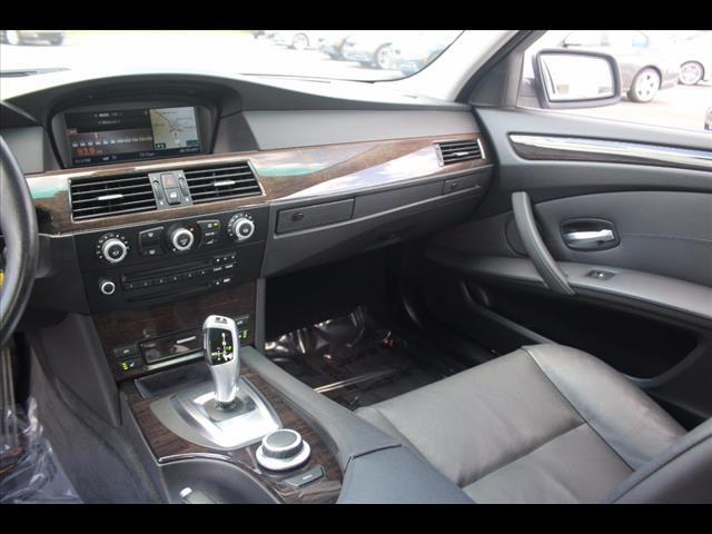 2008 BMW 5 Series 528xi