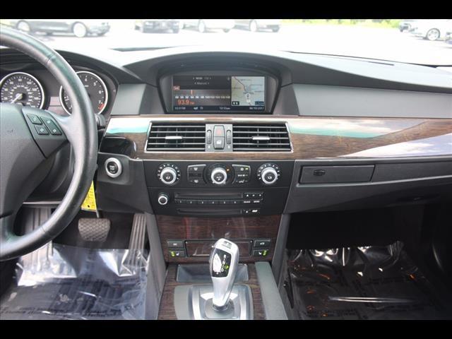 2008 BMW 5 Series 528xi