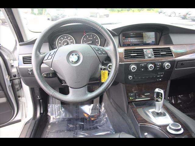 2008 BMW 5 Series 528xi