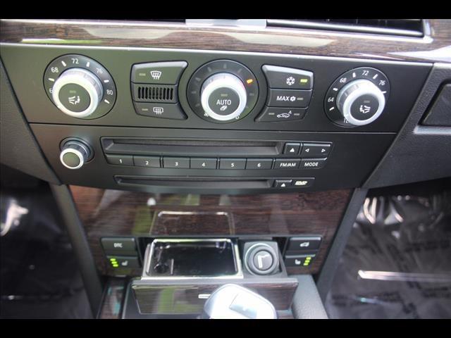 2008 BMW 5 Series 528xi