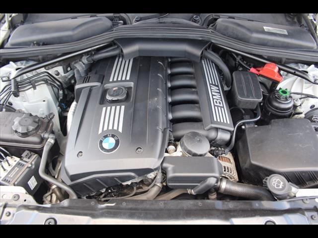 2008 BMW 5 Series 528xi
