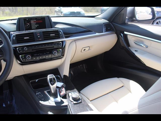 2017 BMW 3 Series 330i xDrive