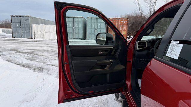 2026 Toyota Tundra SR5 CrewMax 5.5' Bed