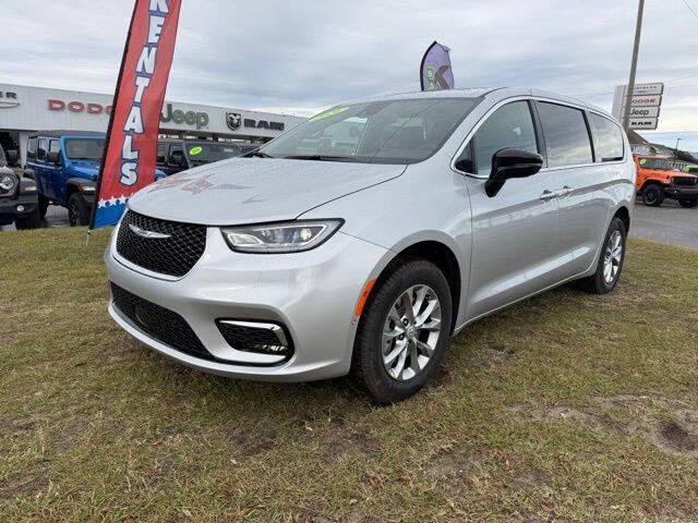 2026 Chrysler Pacifica Select AWD