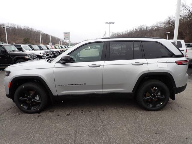 2025 Jeep Grand Cherokee GRAND CHEROKEE LIMITED 4X4