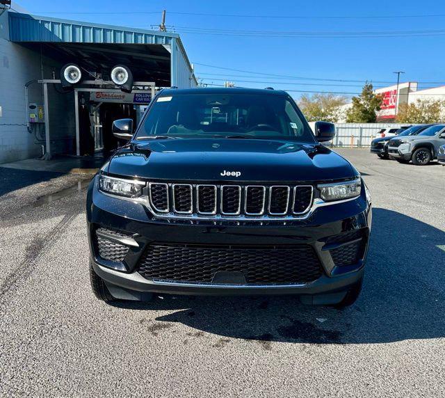 2025 Jeep Grand Cherokee GRAND CHEROKEE LAREDO X 4X2