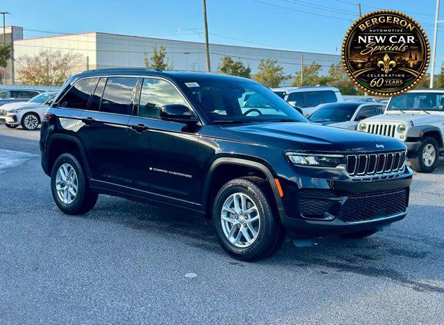 2025 Jeep Grand Cherokee GRAND CHEROKEE LAREDO 4X2