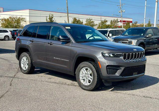 2025 Jeep Grand Cherokee GRAND CHEROKEE LAREDO 4X2