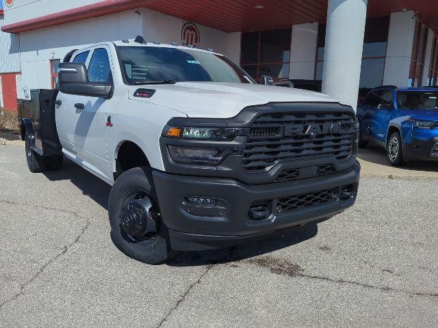 2026 RAM Ram 3500 Chassis Cab RAM 3500 TRADESMAN CREW CAB CHASSIS 4X4 60 CA