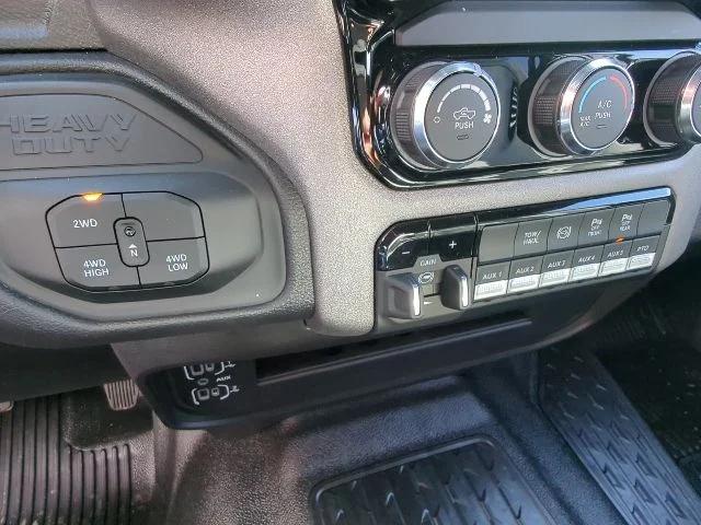 2026 Ram 3500 Chassis Cab Tradesman/Big Horn