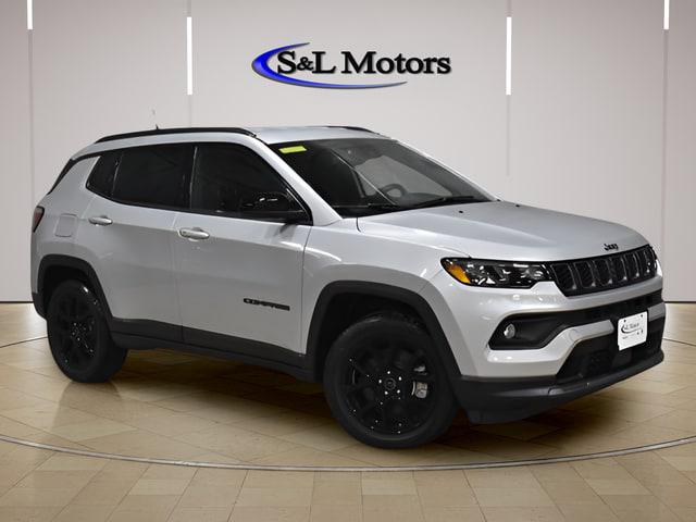 2026 Jeep Compass Latitude Altitude