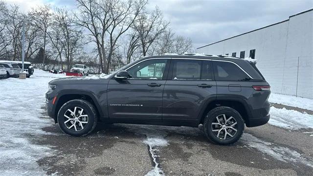 2025 Jeep Grand Cherokee GRAND CHEROKEE LIMITED 4X4