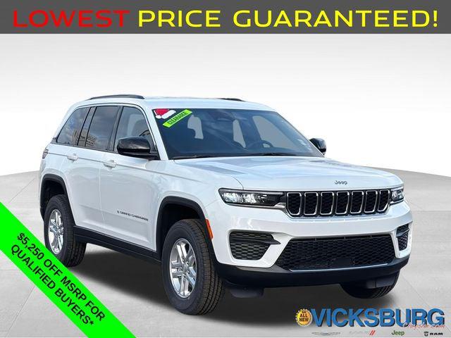 2025 Jeep Grand Cherokee GRAND CHEROKEE LAREDO 4X4 2025 Jeep Grand Cherokee GRAND CHEROKEE LAREDO 4X4