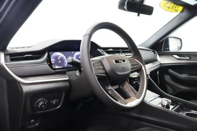 2025 Jeep Grand Cherokee GRAND CHEROKEE LIMITED 4X4 2025 Jeep Grand Cherokee GRAND CHEROKEE LIMITED 4X4