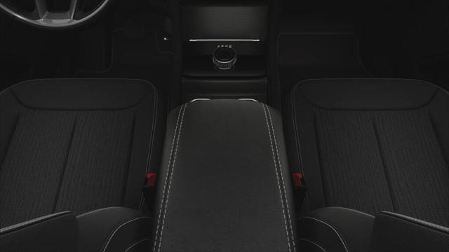 2025 Jeep Grand Cherokee GRAND CHEROKEE L LAREDO X 4X2