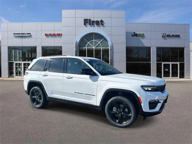 2025 Jeep Grand Cherokee GRAND CHEROKEE LIMITED 4X4