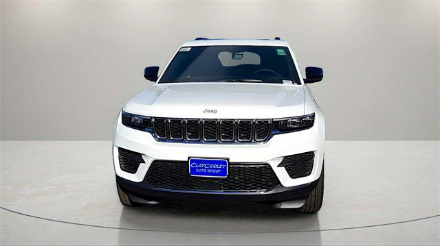 2025 Jeep Grand Cherokee GRAND CHEROKEE LAREDO 4X2