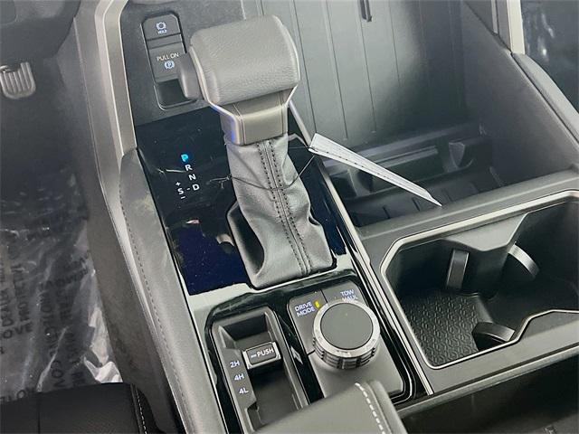 2026 Toyota Tundra Limited CrewMax 5.5' Bed