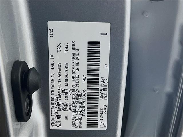 2026 Toyota Tundra Limited CrewMax 5.5' Bed