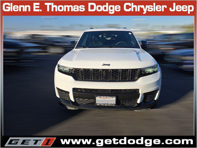 2023 Jeep Grand Cherokee L Altitude 4x4 2023 Jeep Grand Cherokee L Altitude 4x4