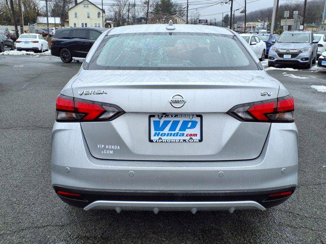 2021 Nissan Versa SV Xtronic CVT