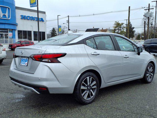 2021 Nissan Versa SV Xtronic CVT