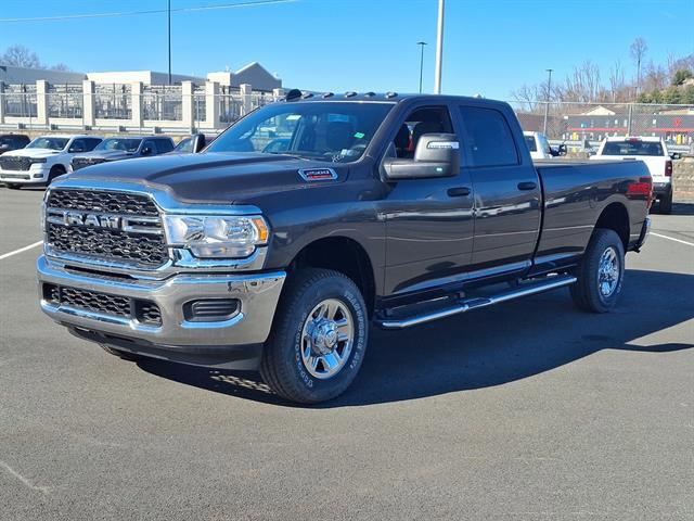 2024 RAM 2500 Tradesman Crew Cab 4x4 8 Box 2024 RAM 2500 Tradesman Crew Cab 4x4 8 Box