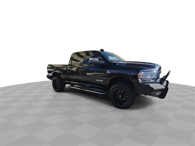 2022 RAM 2500 Tradesman Crew Cab 4x4 64 Box 2022 RAM 2500 Tradesman Crew Cab 4x4 64 Box