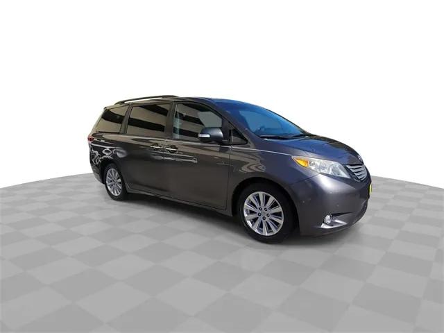 2014 Toyota Sienna Limited V6 7 Passenger