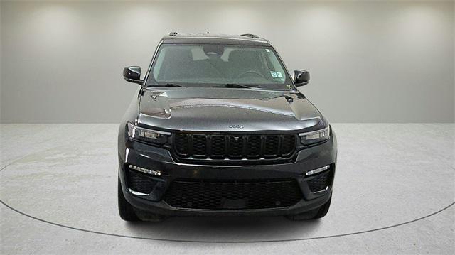 2023 Jeep Grand Cherokee Limited 4x4 2023 Jeep Grand Cherokee Limited 4x4